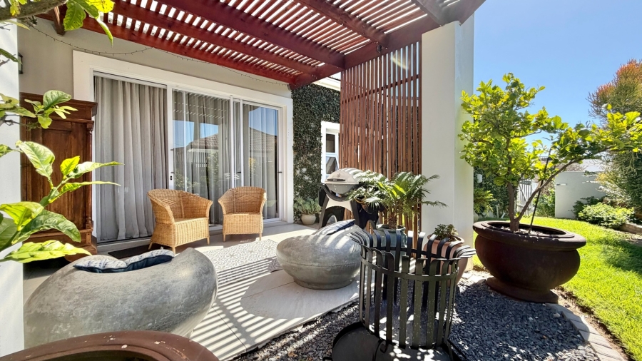 3 Bedroom Property for Sale in Gordons Bay Village Western Cape